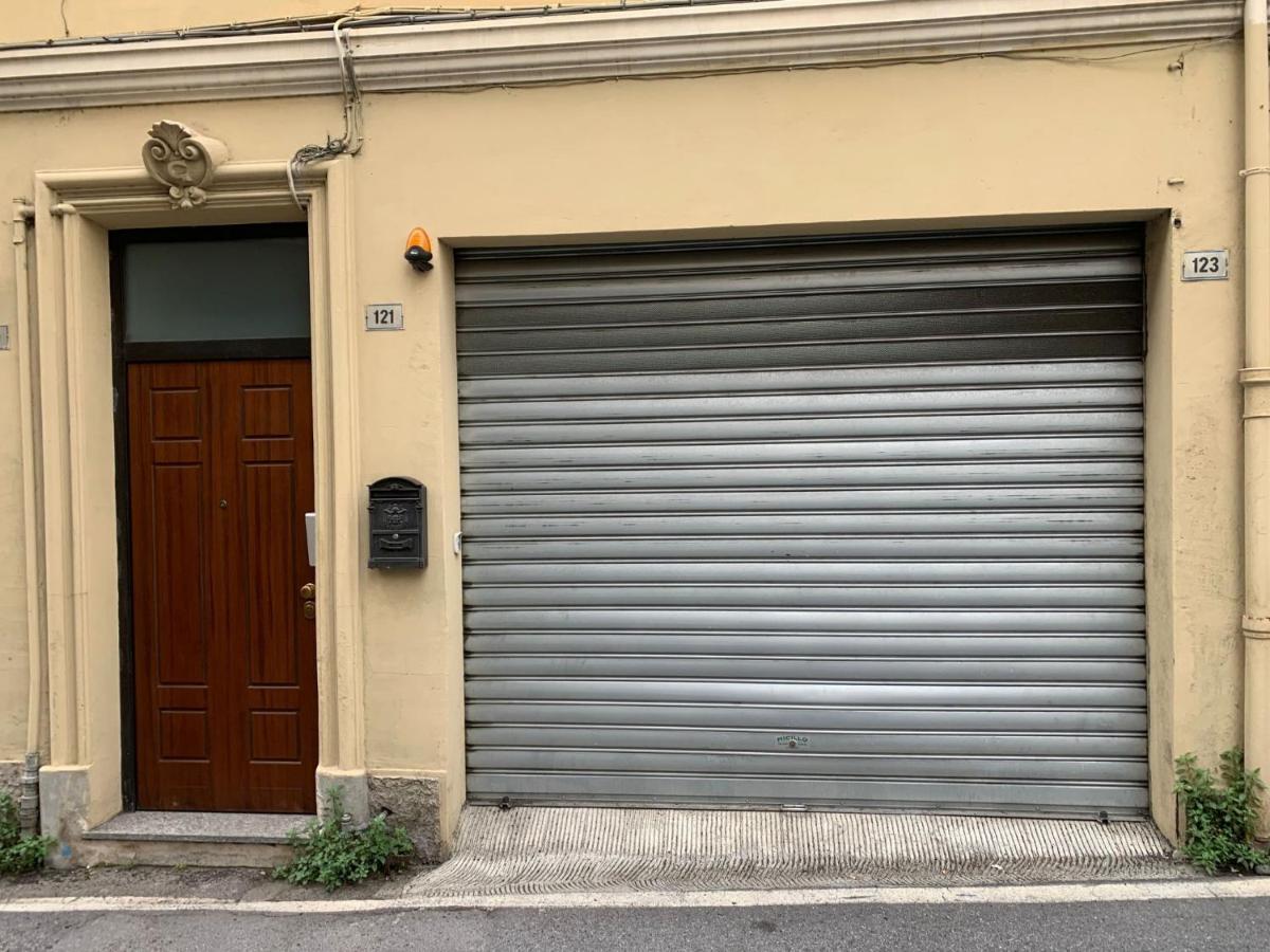 The Sea Flower Appartamento Con Giardino E Garage Auto Incluso Sanremo Luaran gambar